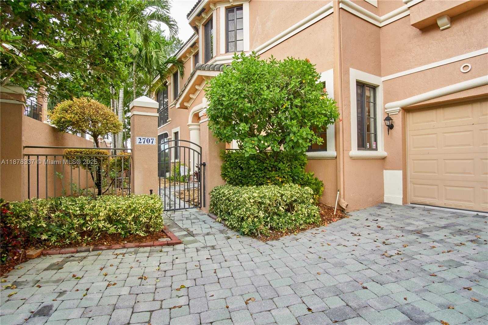 Small Image of 2707 CENTER CT DR #1-15, Weston Number 3