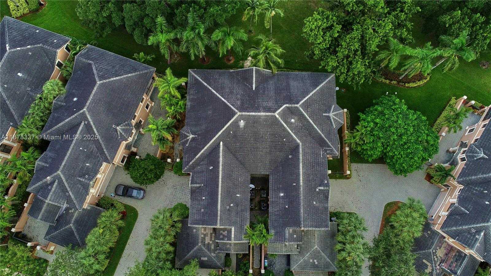 Small Image of 2707 CENTER CT DR #1-15, Weston Number 32