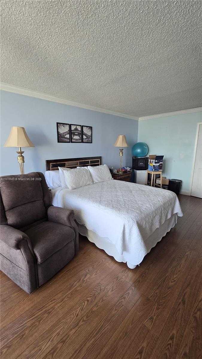 Small Image of 2017 SOUTH OCEAN DR #706, Hallandale Beach Number 4