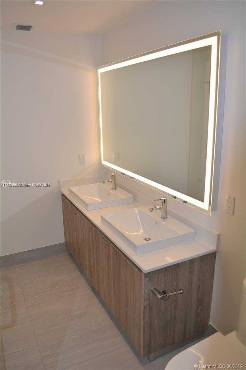 Small Image of 2960 NORTH EAST 207TH ST #901+Den, Aventura Number 11
