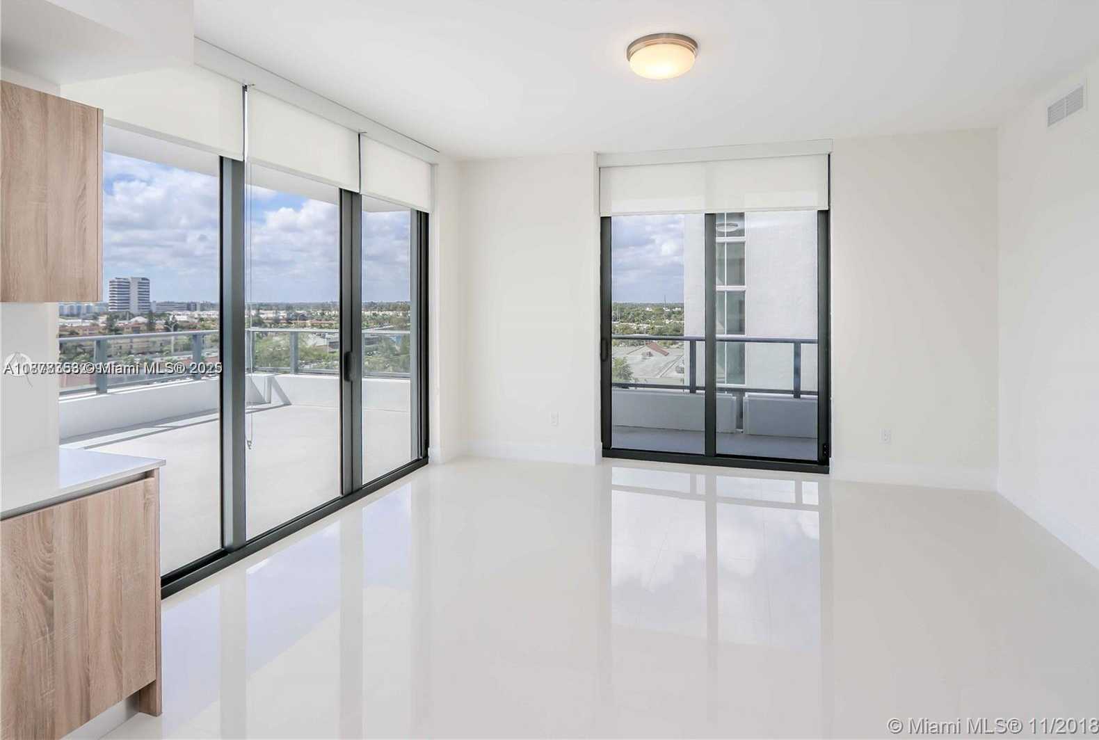 Small Image of 2960 NORTH EAST 207TH ST #901+Den, Aventura Number 6