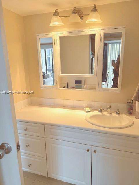 Small Image of 2333 BRICKELL AVE #1710, Miami Number 21