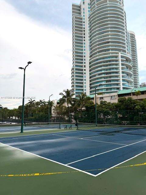 Small Image of 2333 BRICKELL AVE #1710, Miami Number 30