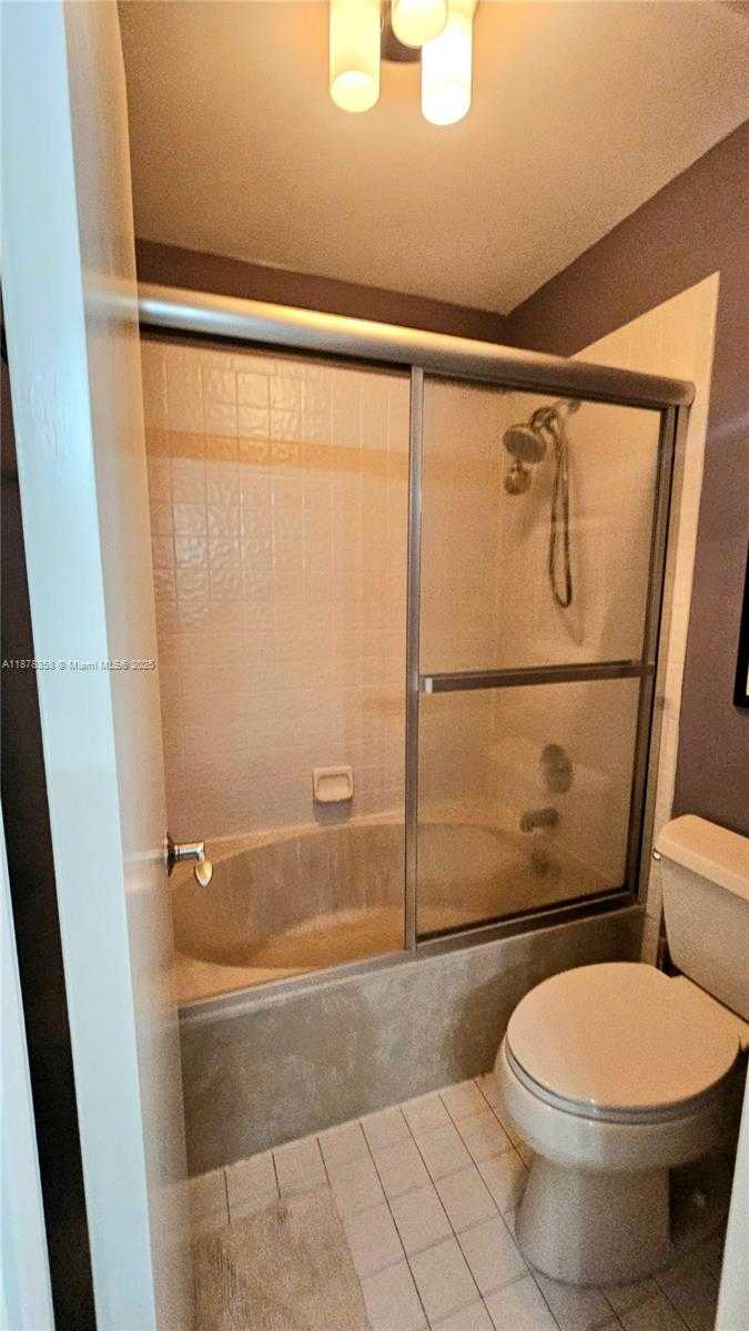 Small Image of 3544 MAGELLAN CIR #117, Aventura Number 21