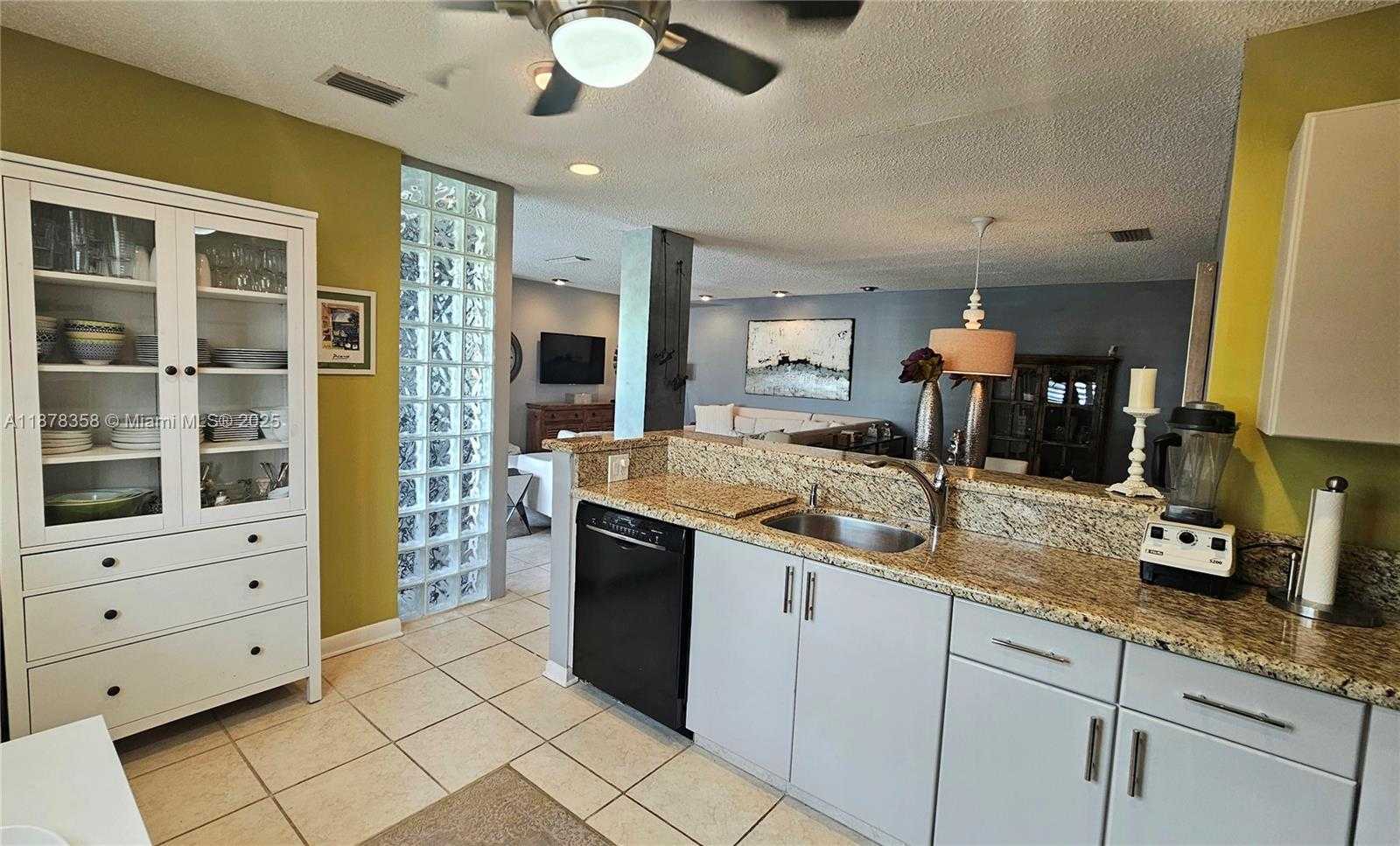 Small Image of 3544 MAGELLAN CIR #117, Aventura Number 9