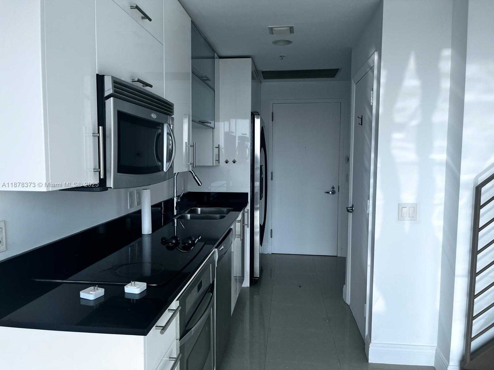 Small Image of 60 SOUTH WEST 13TH ST #1417, Miami Number 2