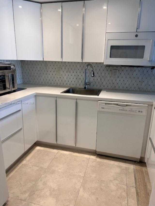 Small Image of 17620 ATLANTIC BLVD #505, Sunny Isles Beach Number 7