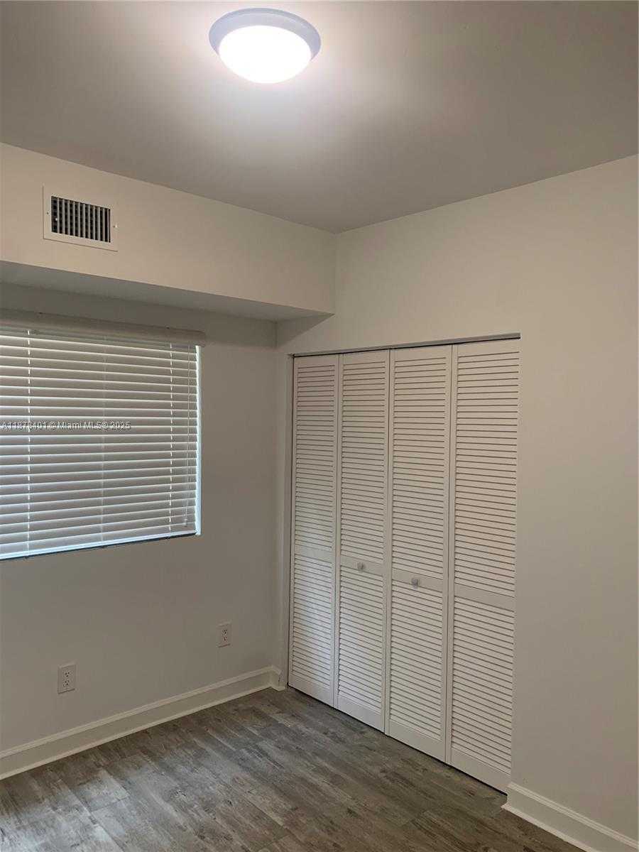 Small Image of 1218 SALZEDO ST #1, Coral Gables Number 8
