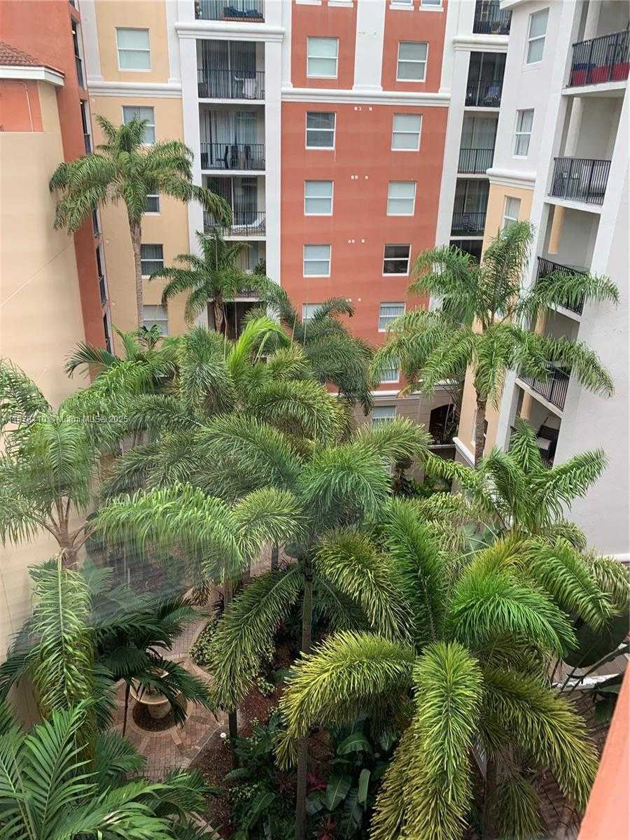 Small Image of 17150 NORTH BAY RD #2717, Sunny Isles Beach Number 16