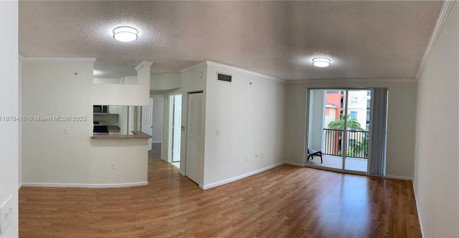 Small Image of 17150 NORTH BAY RD #2717, Sunny Isles Beach Number 2
