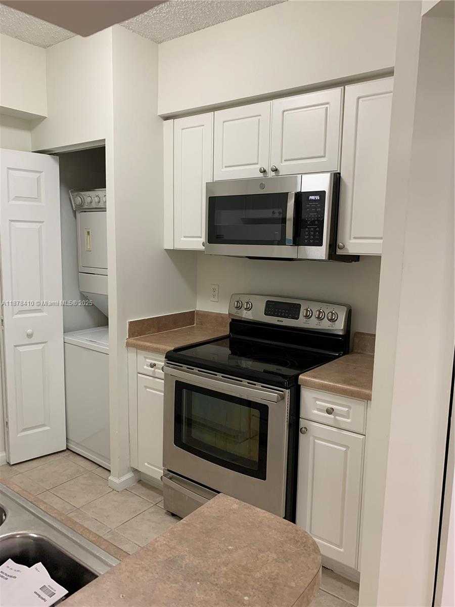Small Image of 17150 NORTH BAY RD #2717, Sunny Isles Beach Number 22