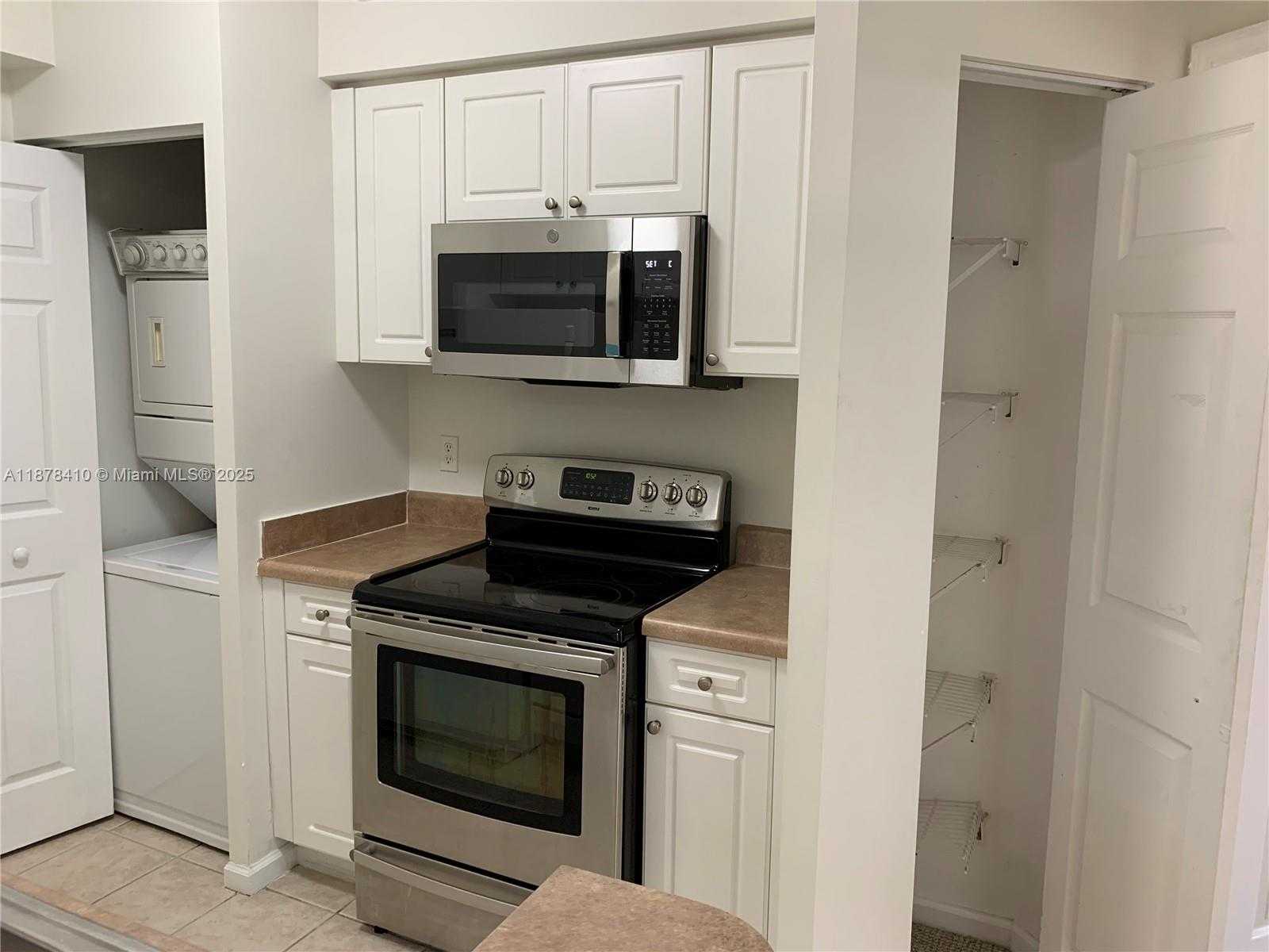 Small Image of 17150 NORTH BAY RD #2717, Sunny Isles Beach Number 23