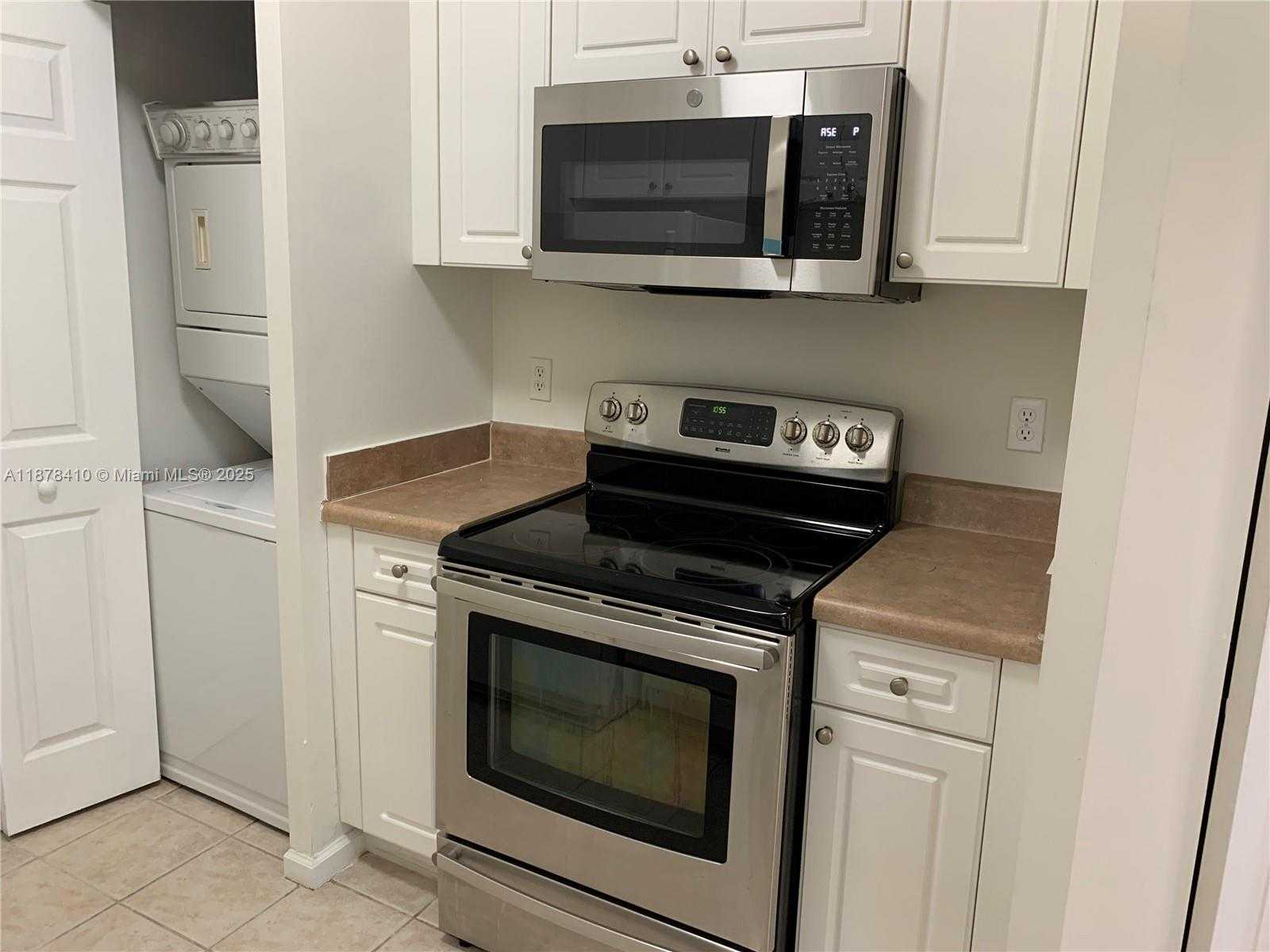 Small Image of 17150 NORTH BAY RD #2717, Sunny Isles Beach Number 27