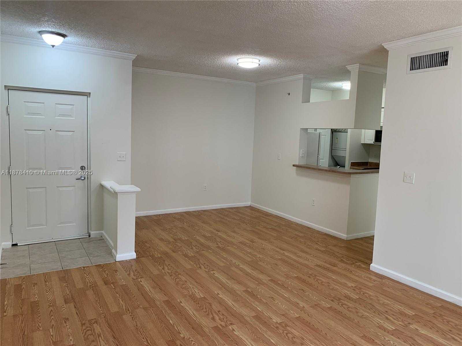 Small Image of 17150 NORTH BAY RD #2717, Sunny Isles Beach Number 3