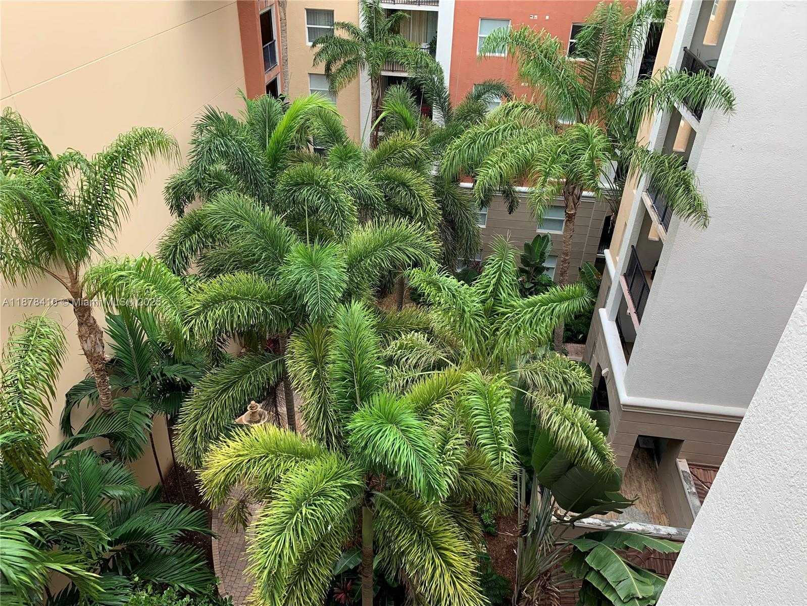 Small Image of 17150 NORTH BAY RD #2717, Sunny Isles Beach Number 32