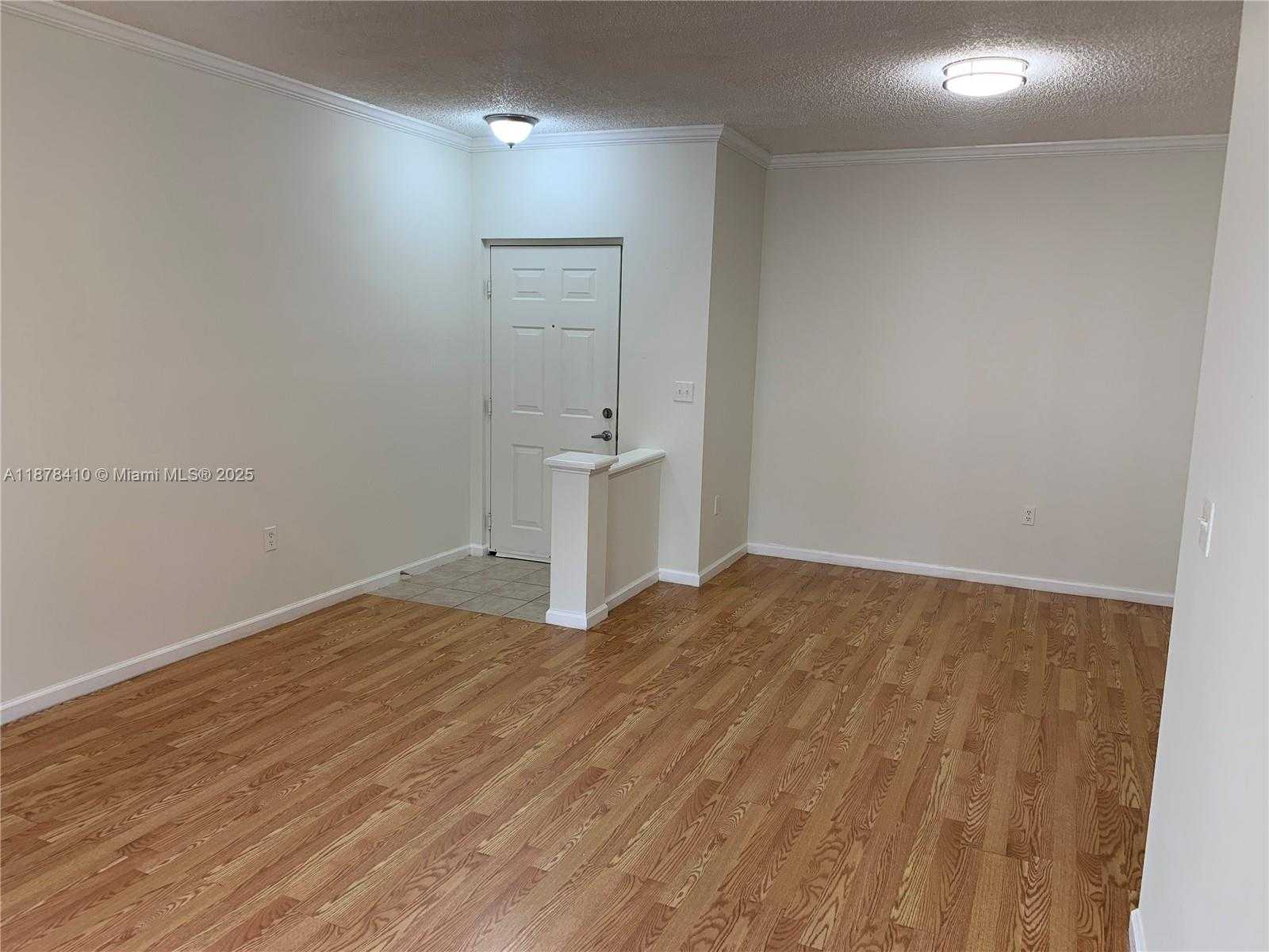 Small Image of 17150 NORTH BAY RD #2717, Sunny Isles Beach Number 5