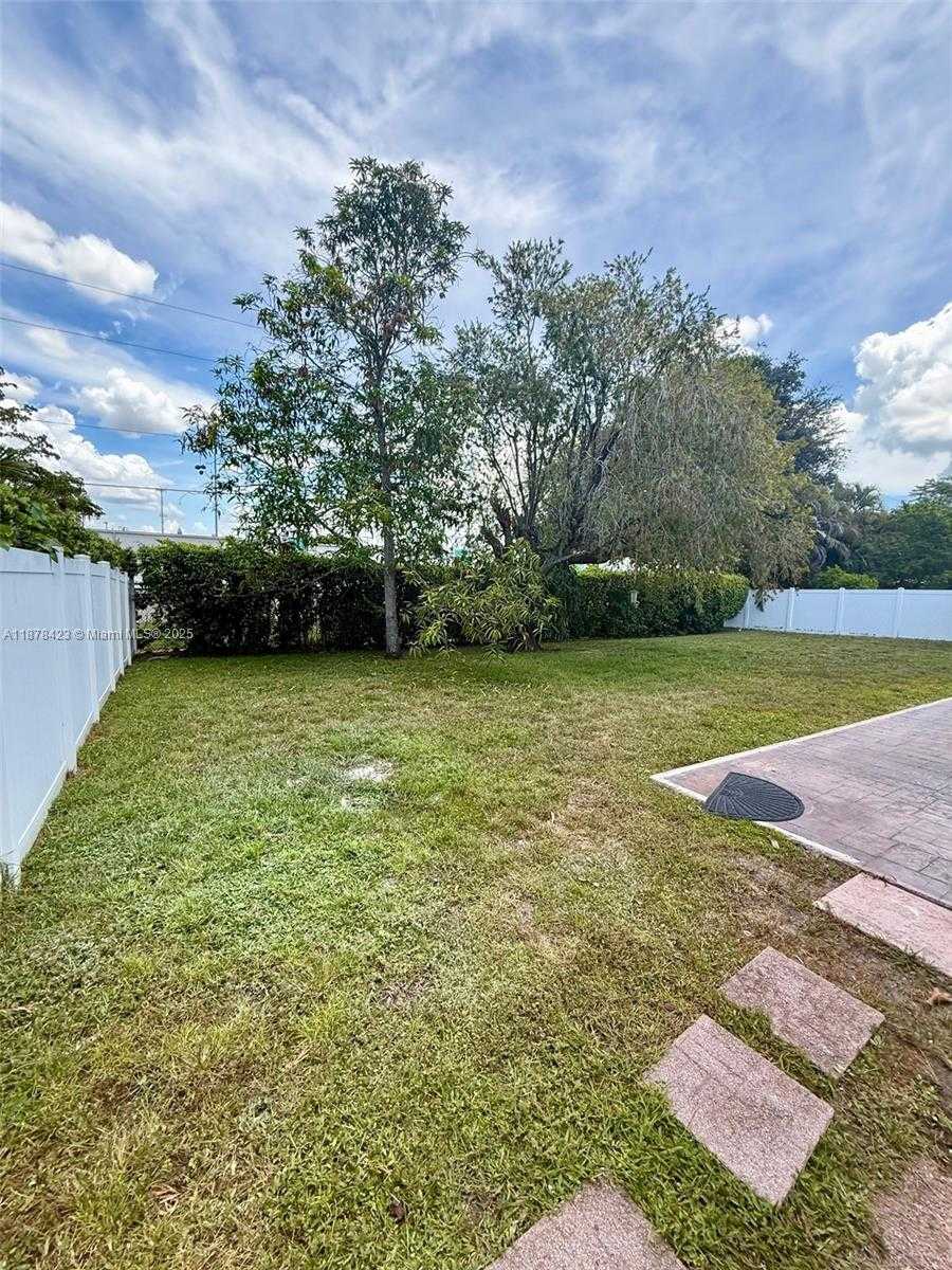 Small Image of 11561 SOUTH WEST 51ST ST, Cooper City Number 12