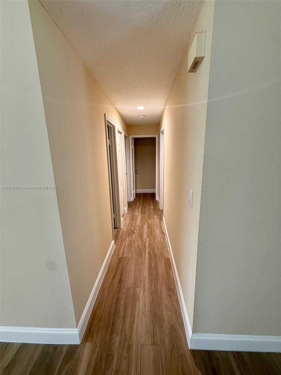 Small Image of 11561 SOUTH WEST 51ST ST, Cooper City Number 22