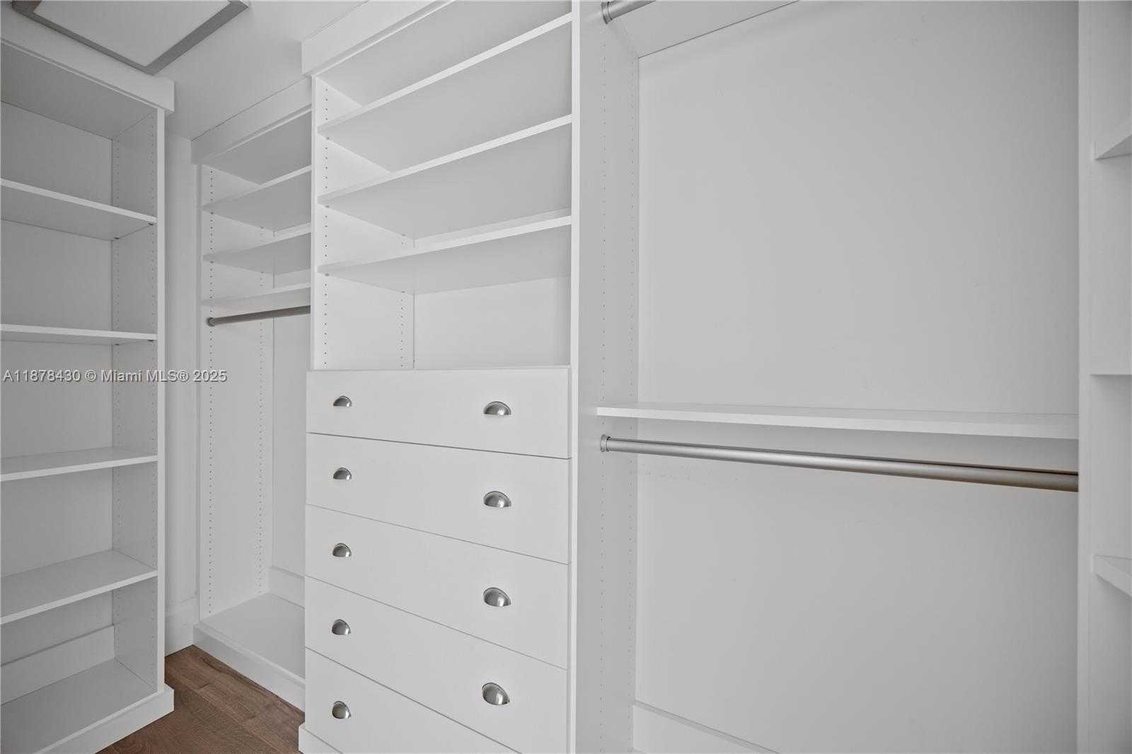 Small Image of 2530 NORTH EAST 48TH ST, Lighthouse Point Number 17