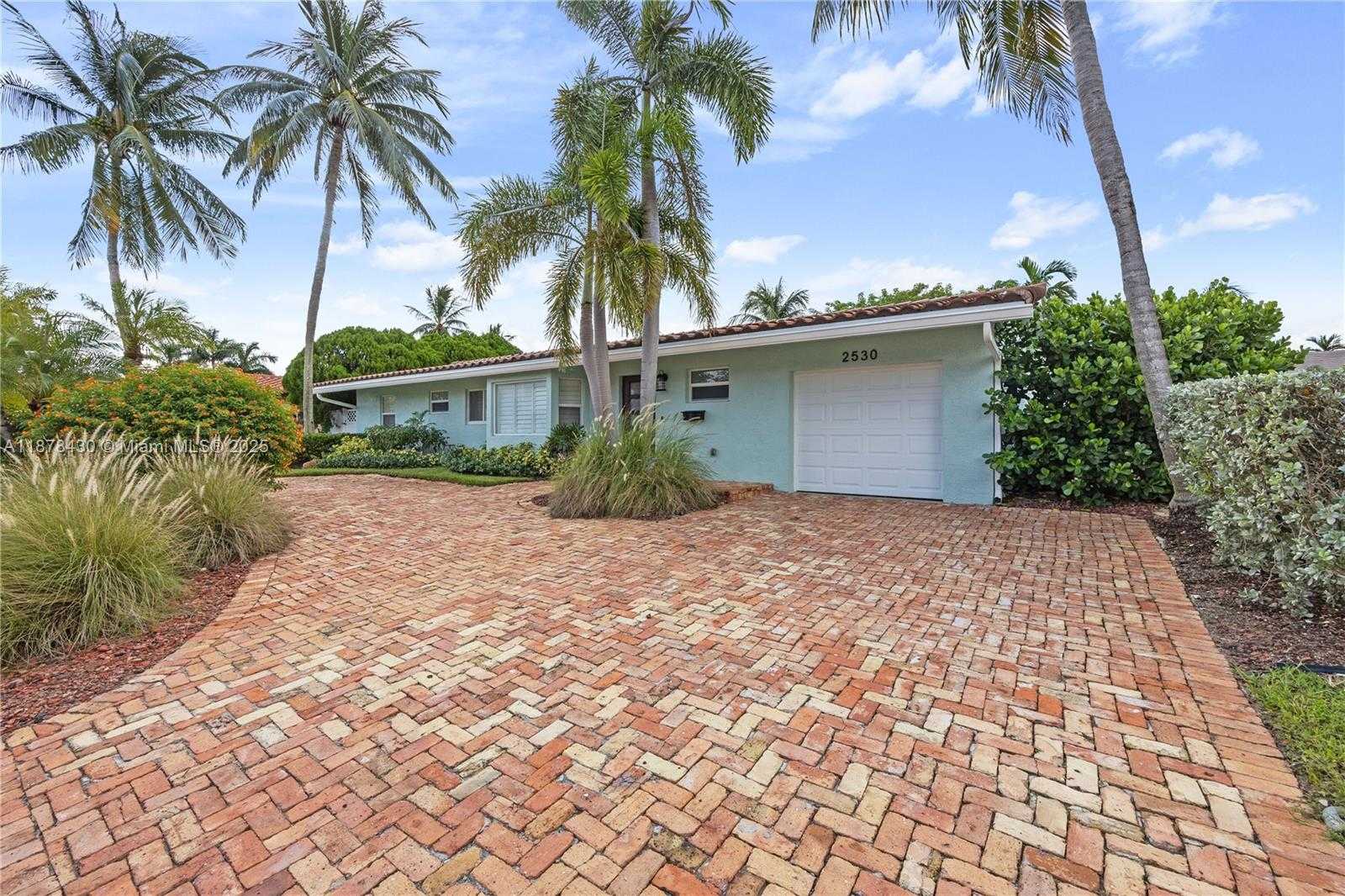 Small Image of 2530 NORTH EAST 48TH ST, Lighthouse Point Number 3