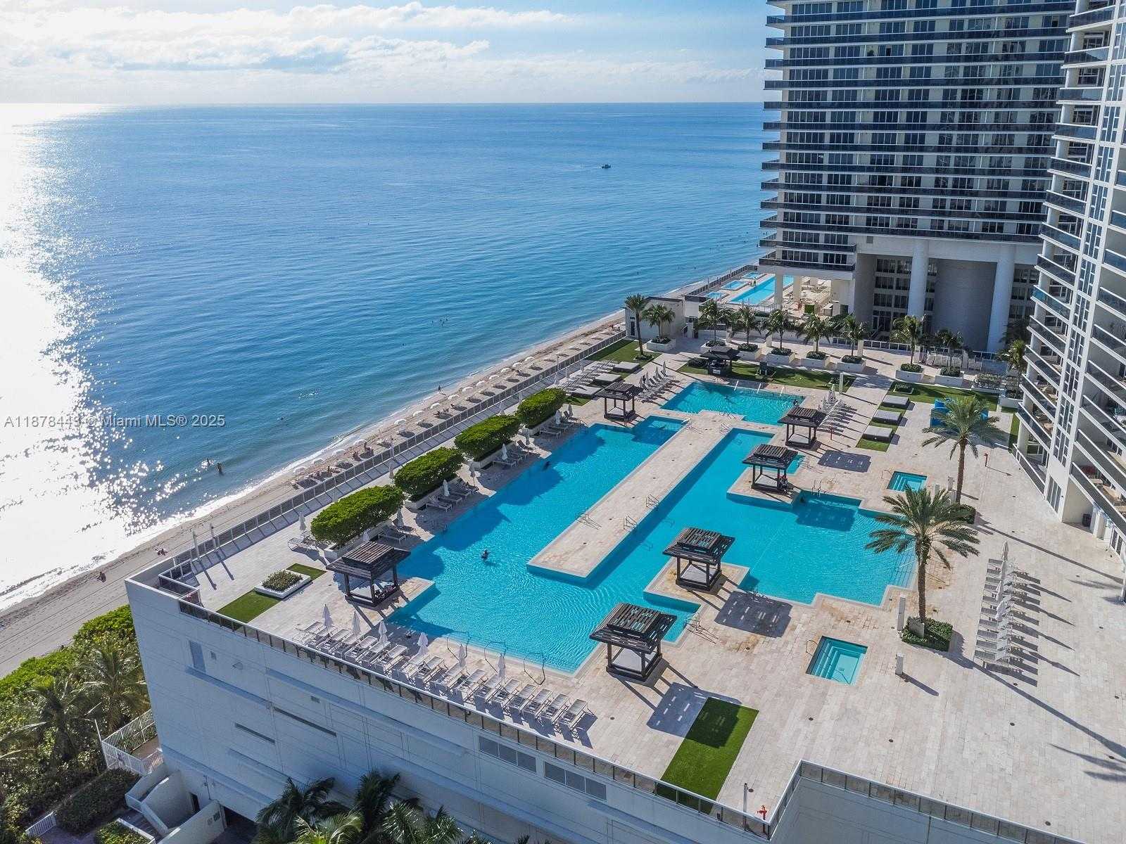 Small Image of 1850 SOUTH OCEAN DR #510, Hallandale Beach Number 2