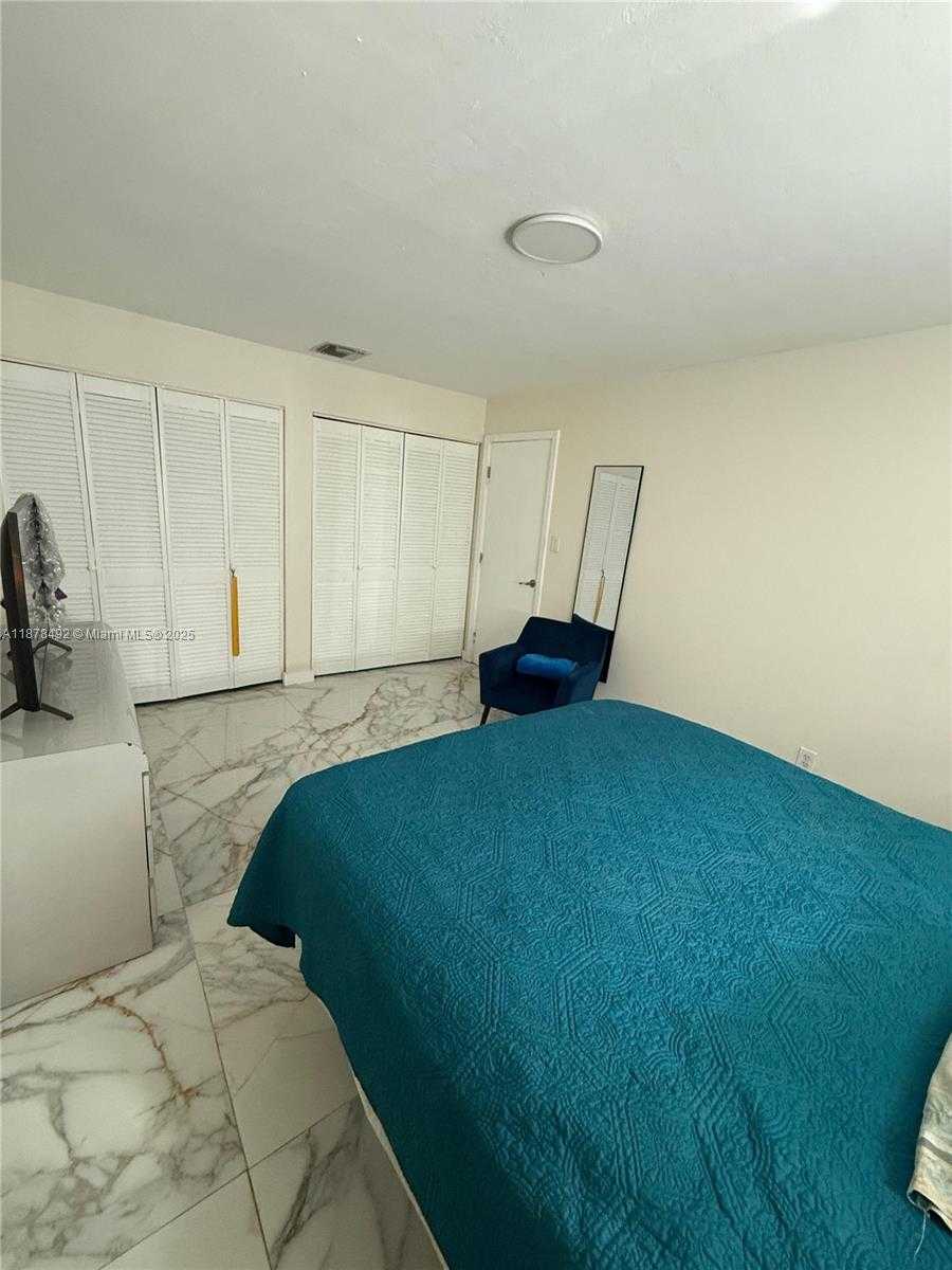 Small Image of 710 NORTH EAST 58TH CT, Oakland Park Number 13