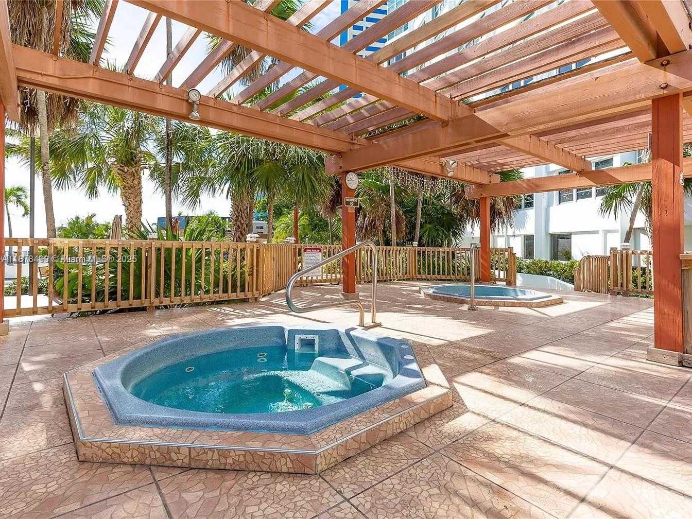 Small Image of 825 BRICKELL BAY DR #2041, Miami Number 16