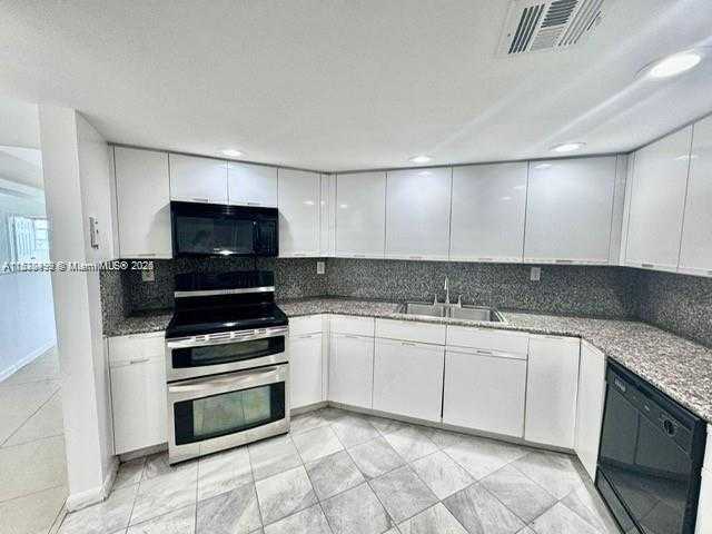 Small Image of 825 BRICKELL BAY DR #2041, Miami Number 25