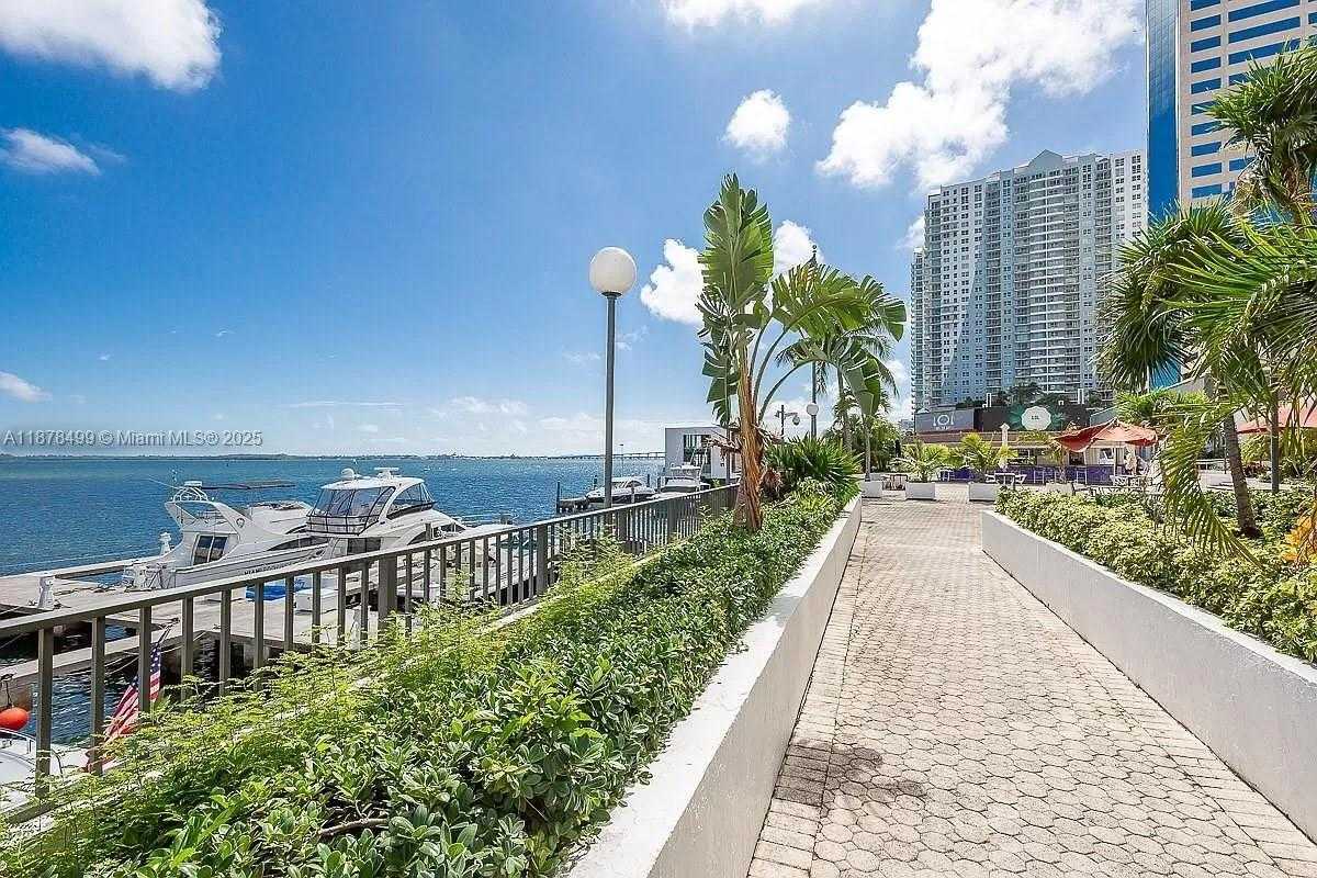 Small Image of 825 BRICKELL BAY DR #2041, Miami Number 8