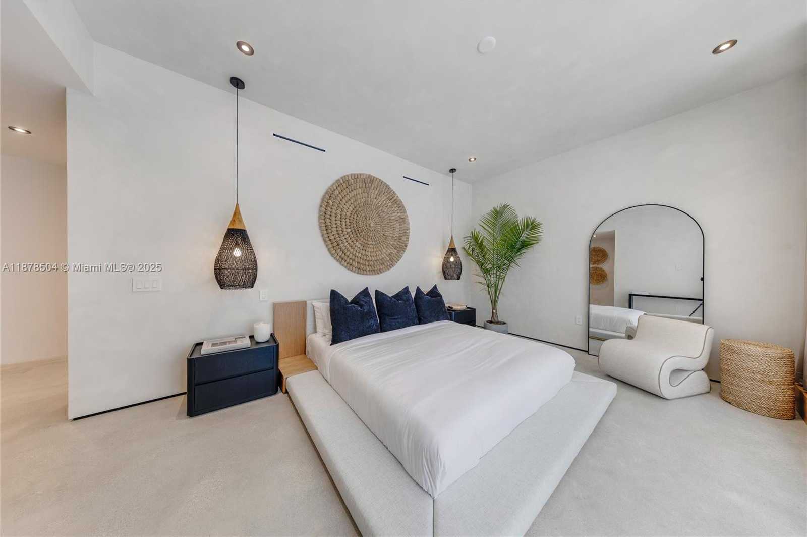 Small Image of 1000 NORTH WEST 9TH CT, Miami Number 25
