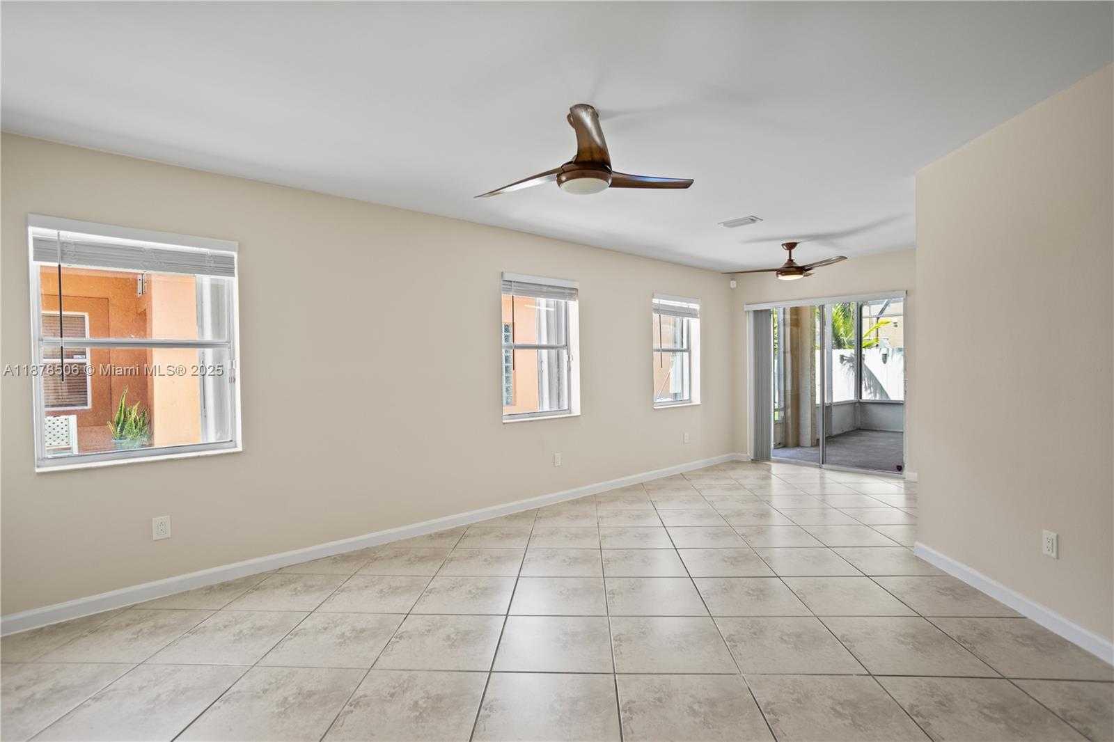 Small Image of 19257 NORTH WEST 13TH ST, Pembroke Pines Number 11