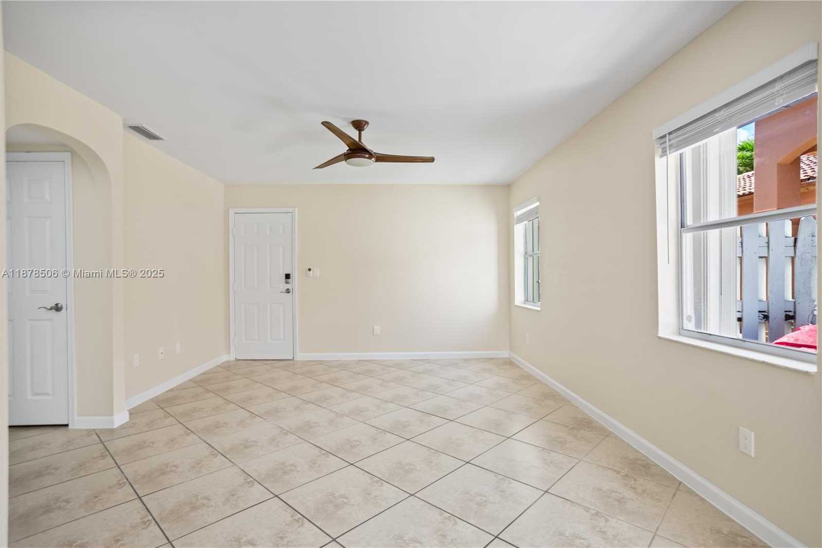 Small Image of 19257 NORTH WEST 13TH ST, Pembroke Pines Number 16