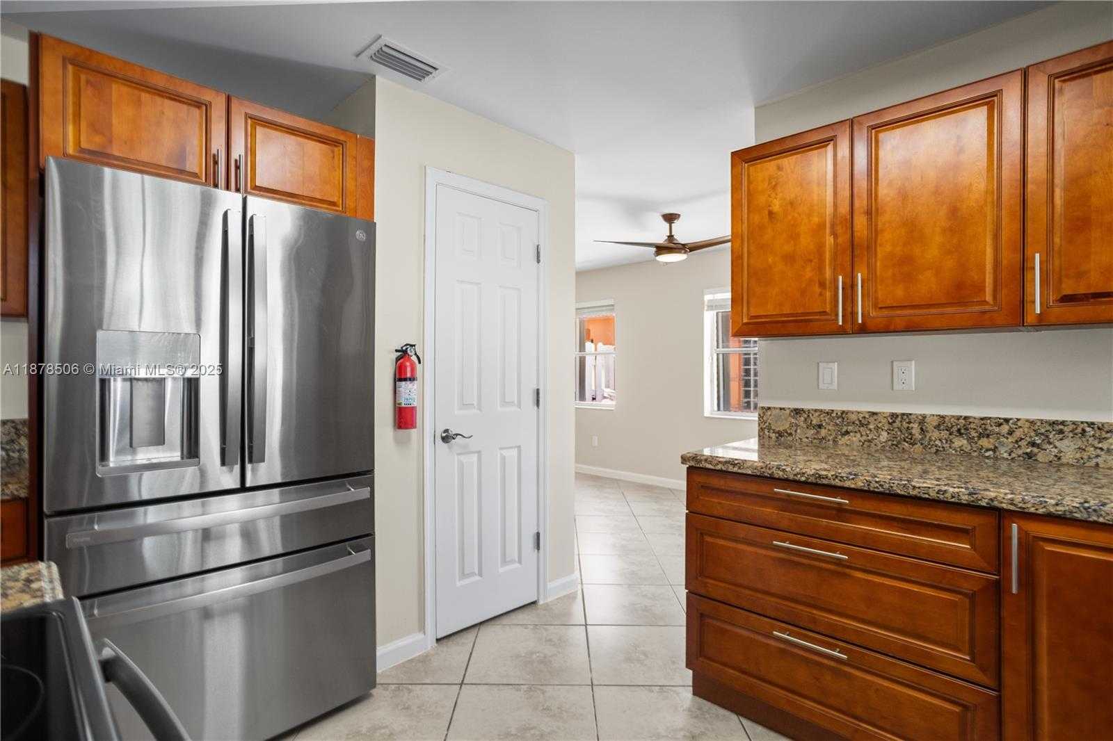 Small Image of 19257 NORTH WEST 13TH ST, Pembroke Pines Number 21