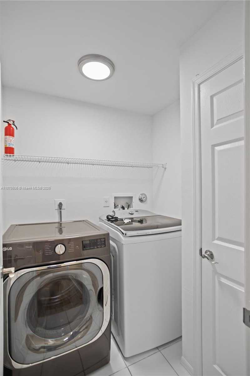 Small Image of 19257 NORTH WEST 13TH ST, Pembroke Pines Number 31