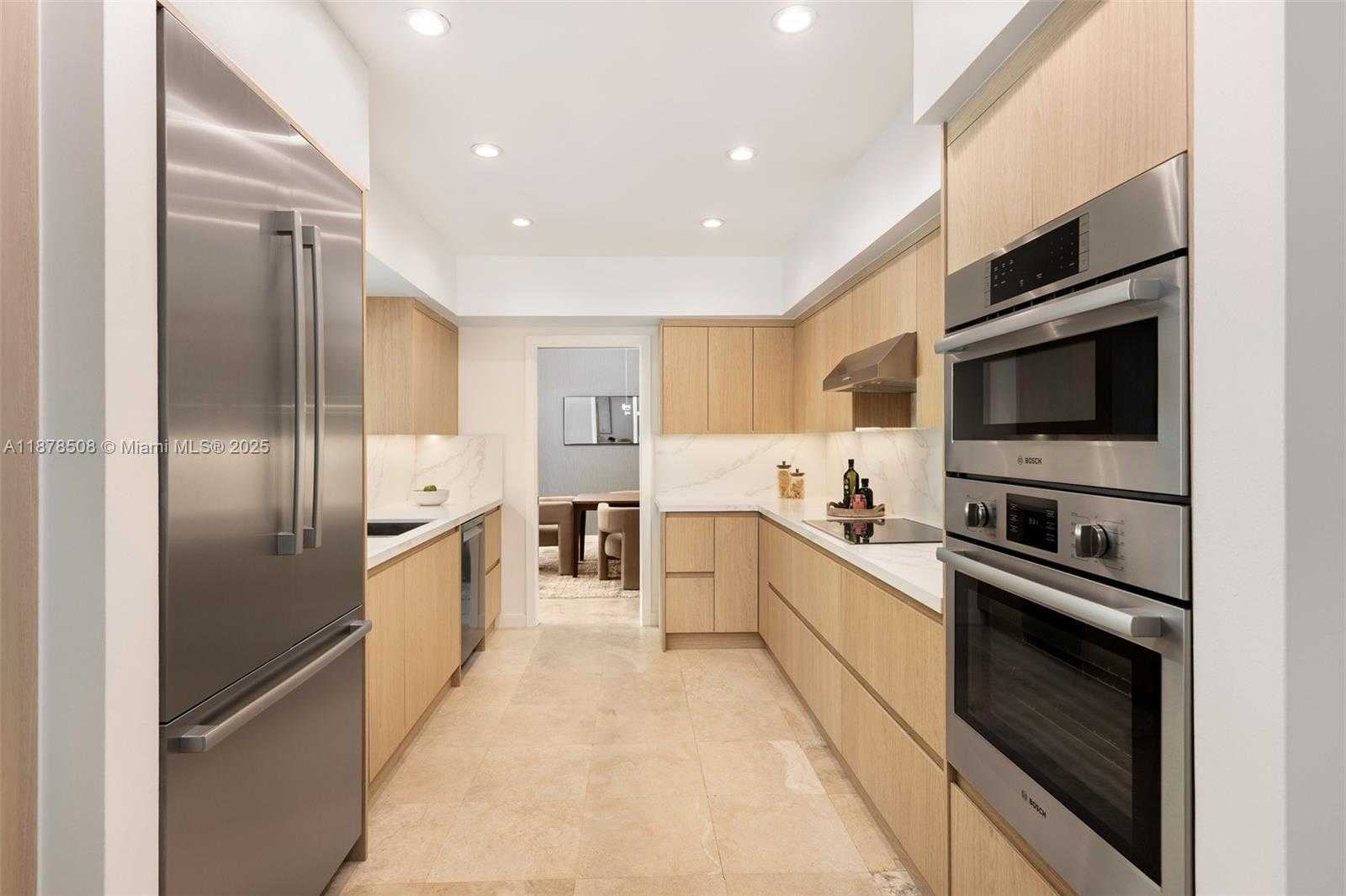 Small Image of 1888 CRYSTAL CT, Coconut Grove Number 10