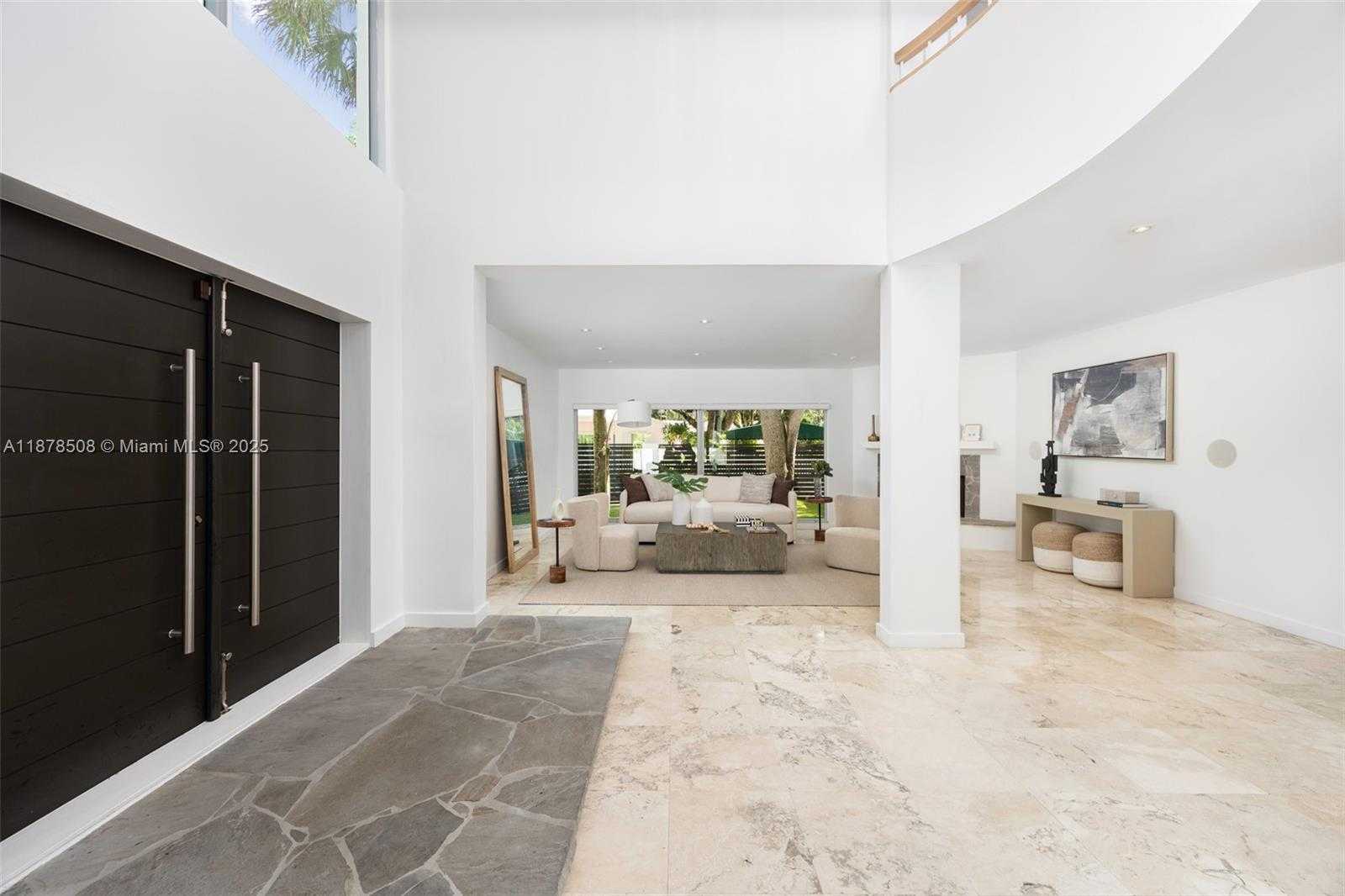 Small Image of 1888 CRYSTAL CT, Coconut Grove Number 3