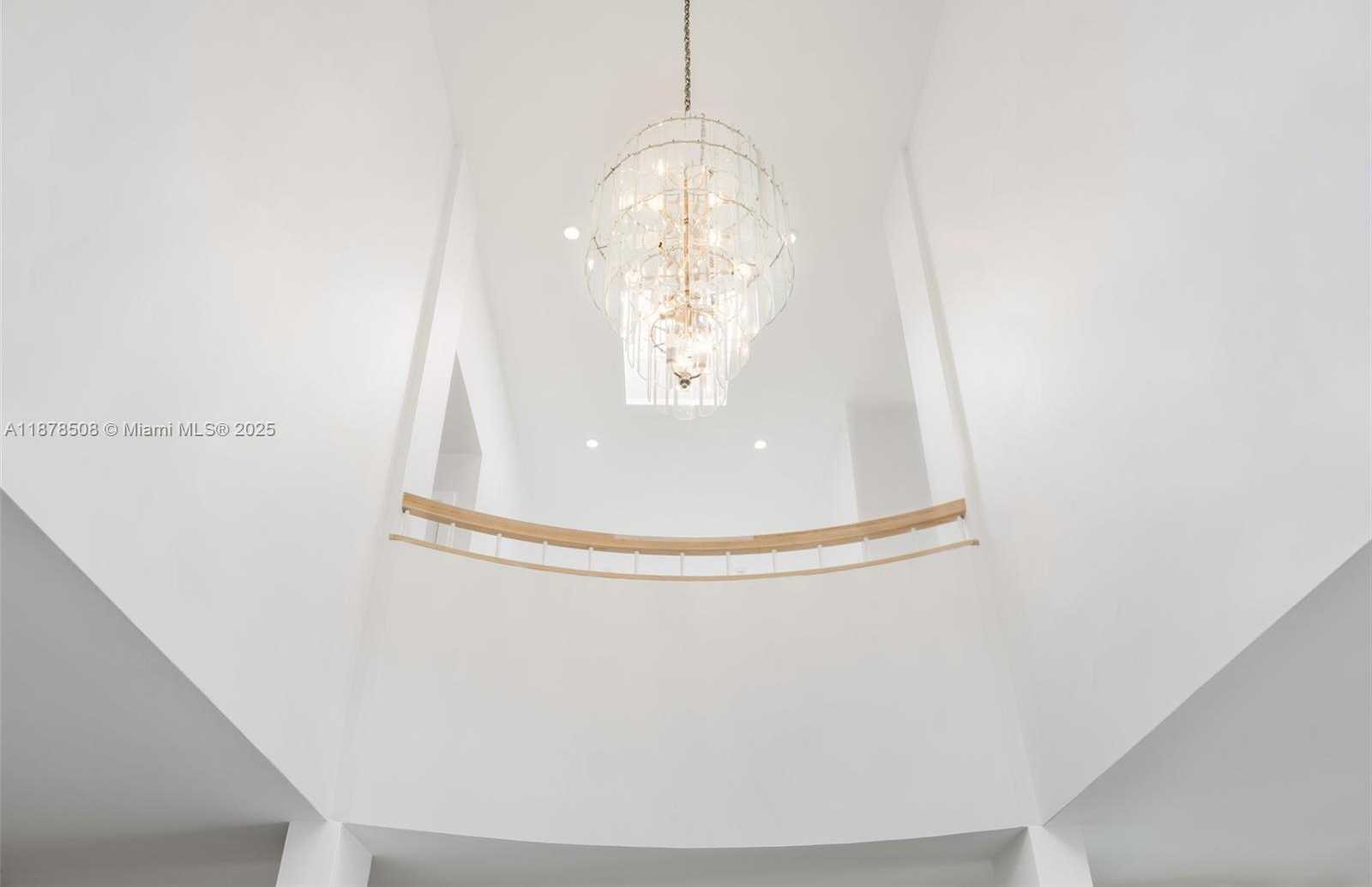 Small Image of 1888 CRYSTAL CT, Coconut Grove Number 5