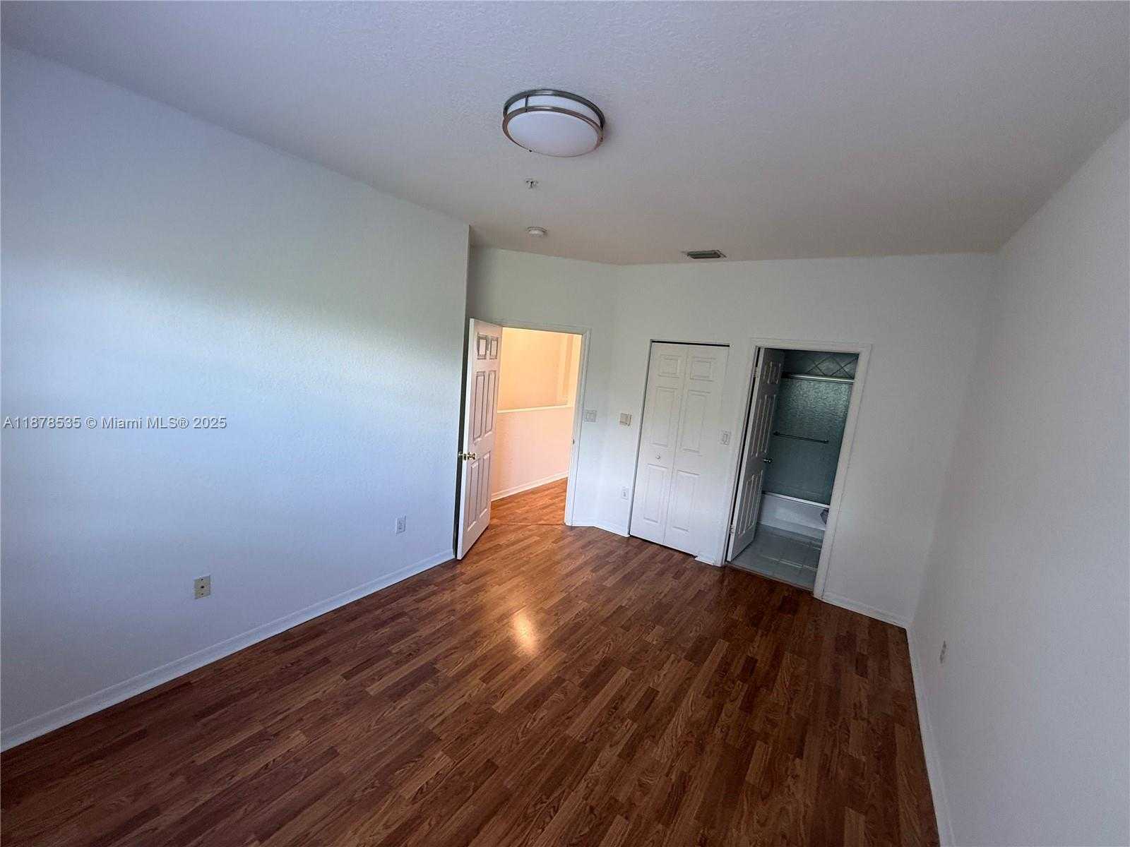 Small Image of 5620 NORTH WEST 114 PATH #201, Doral Number 18