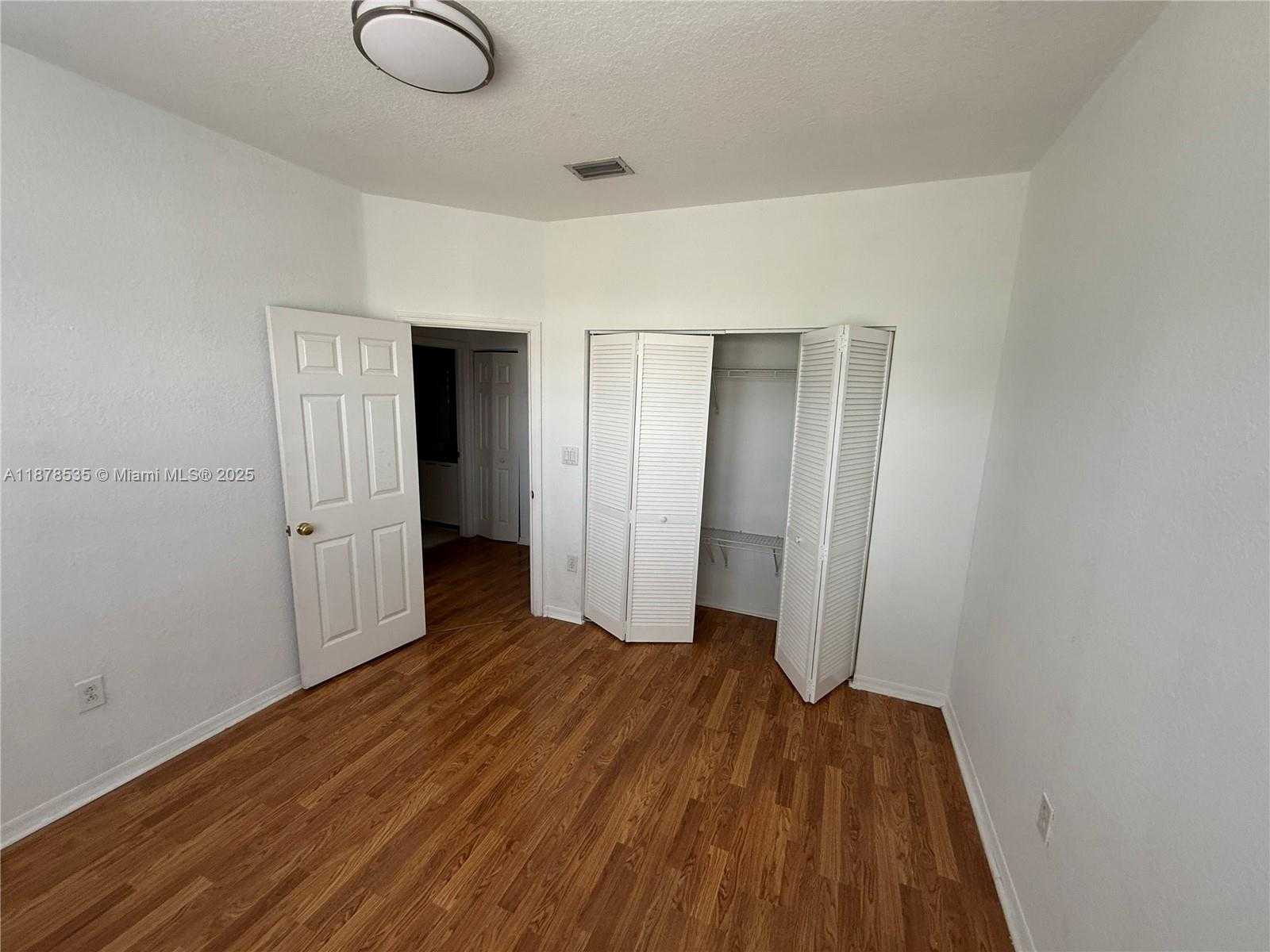 Small Image of 5620 NORTH WEST 114 PATH #201, Doral Number 53