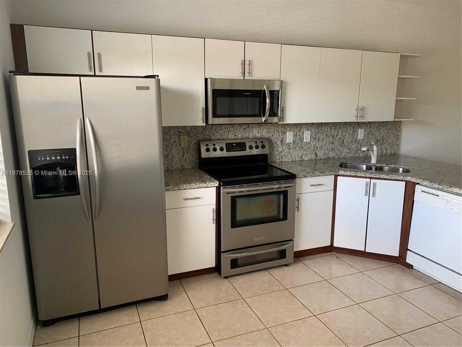 Small Image of 5620 NORTH WEST 114 PATH #201, Doral Number 6