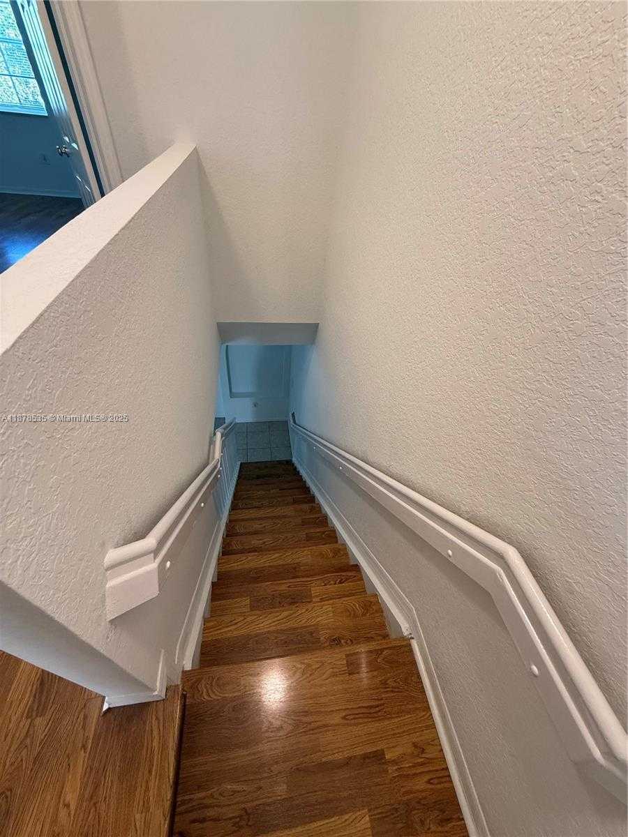 Small Image of 5620 NORTH WEST 114 PATH #201, Doral Number 60