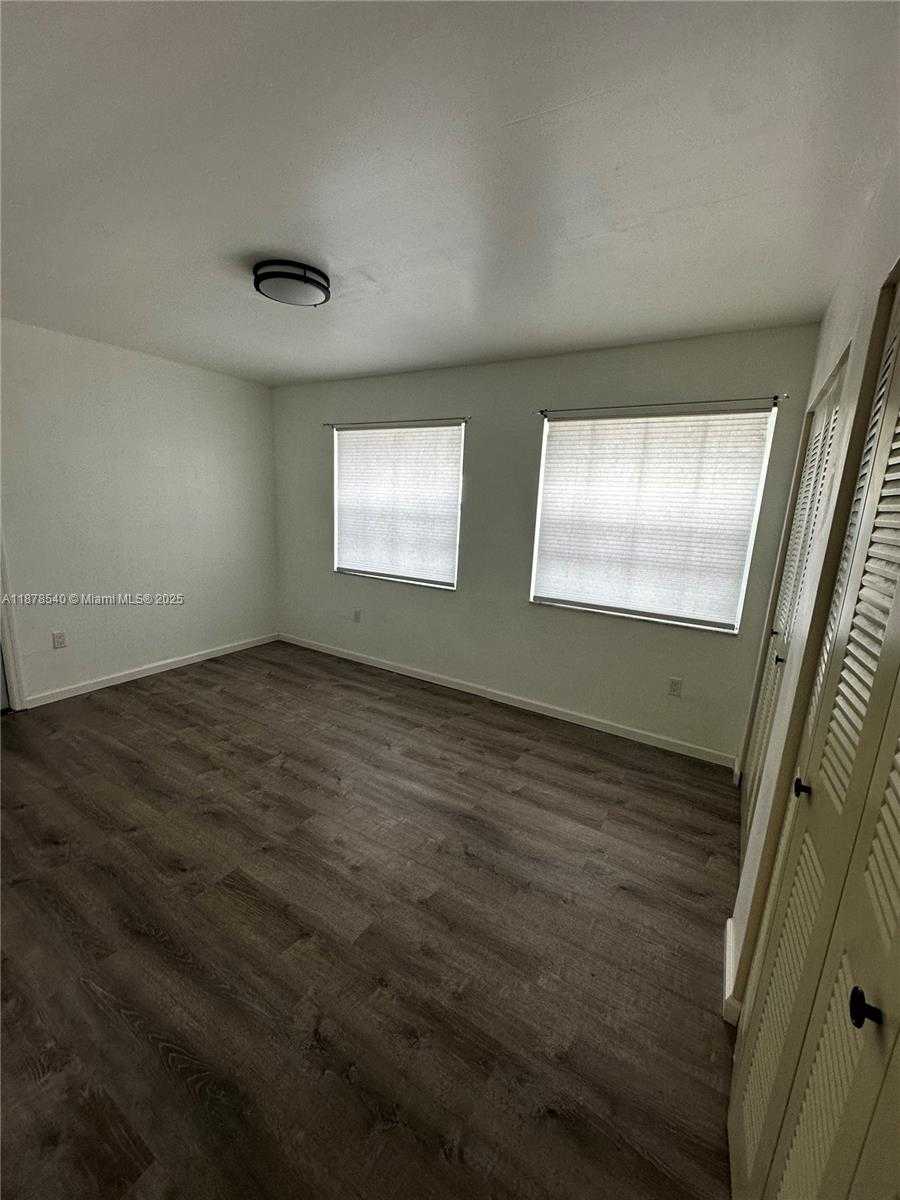Small Image of 7330 WEST 30TH AVE #1, Hialeah Number 3