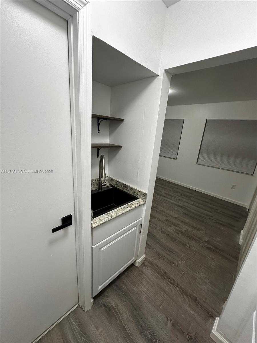 Small Image of 7330 WEST 30TH AVE #1, Hialeah Number 5
