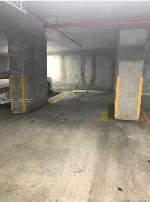 Small Image of 1900 NORTH BAYSHORE DR #2305, Miami Number 6