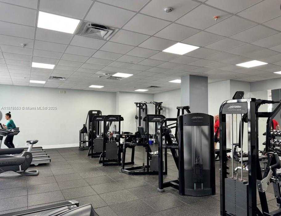Small Image of 2030 SOUTH OCEAN DR #725, Hallandale Beach Number 14