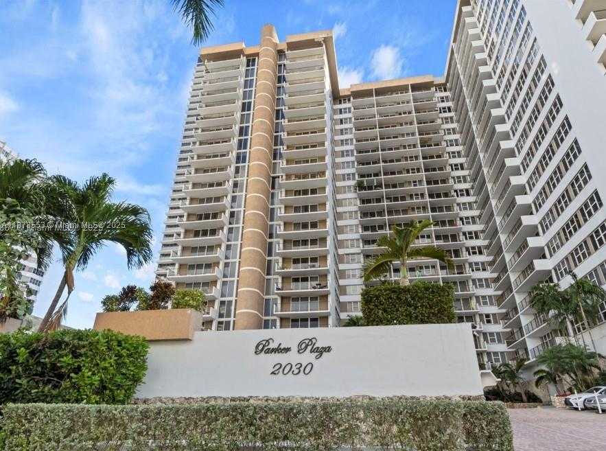 Small Image of 2030 SOUTH OCEAN DR #725, Hallandale Beach Number 3