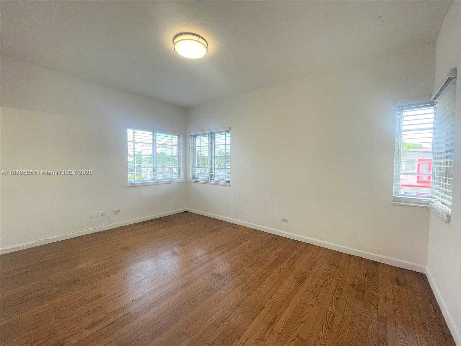 Small Image of 635 12TH ST #12, Miami Beach Number 10