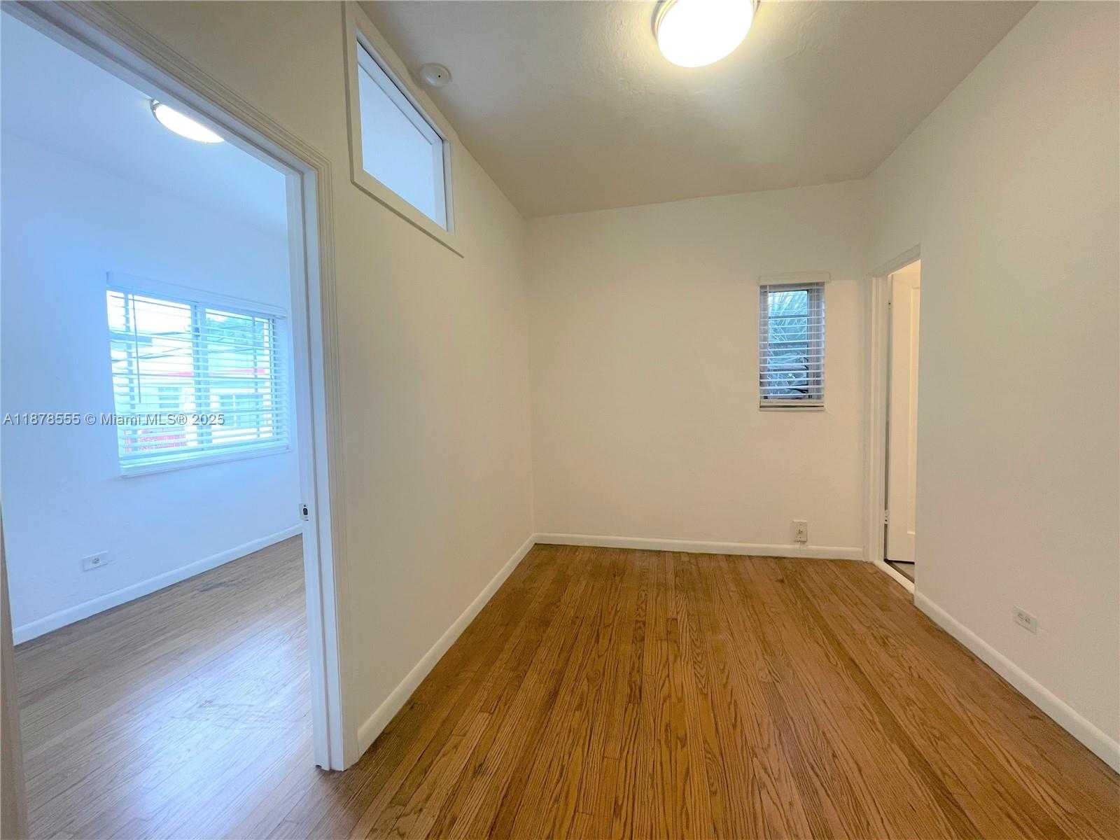 Small Image of 635 12TH ST #12, Miami Beach Number 5