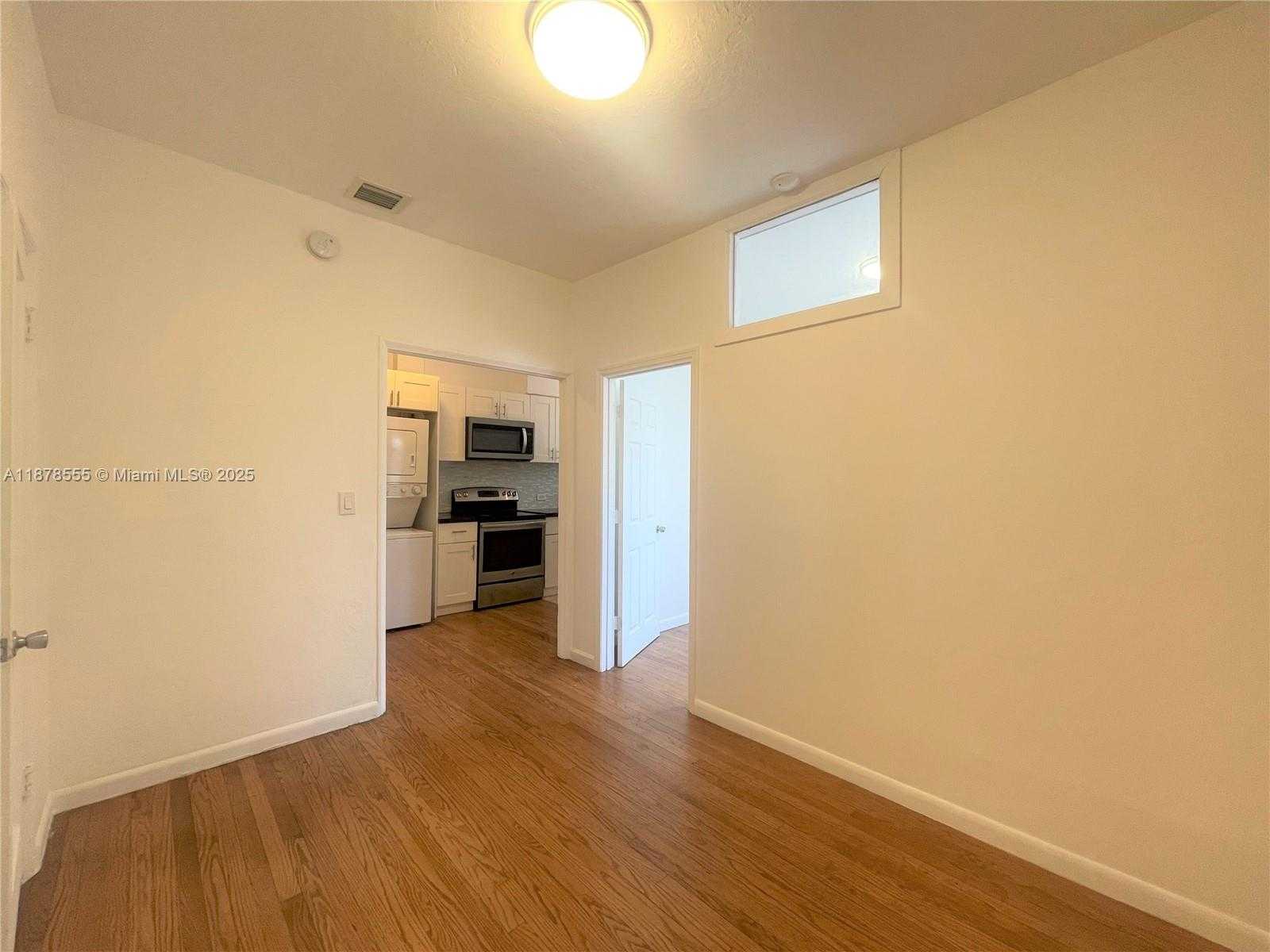 Small Image of 635 12TH ST #12, Miami Beach Number 8
