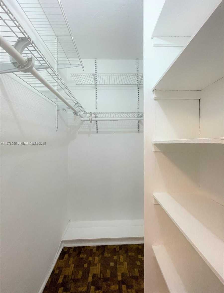 Small Image of 635 12TH ST #12, Miami Beach Number 9
